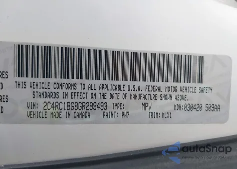 2016 Chrysler Town & Country Touring z USA, uszkodzony, nr VIN 2C4RC1BG8GR299493